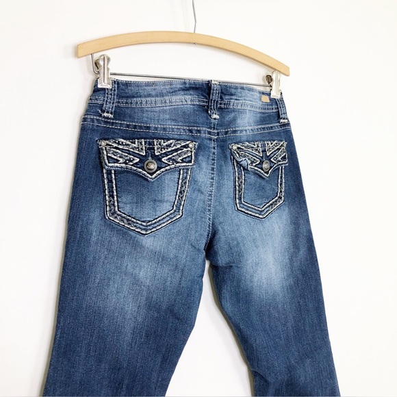 Red camel boot, cut jeans - Picture 7 of 12